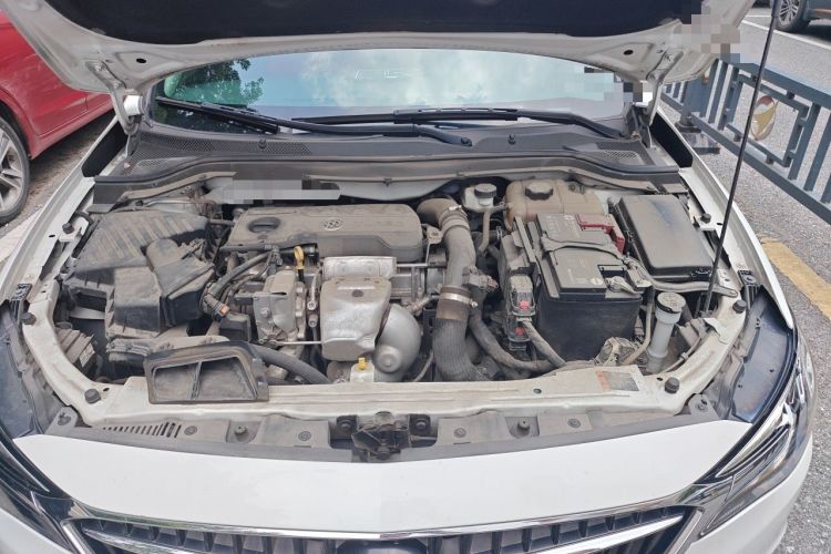 Used Buick GT 2021 Revised Version 1.3T Automatic Mild Hybrid Elite Edition Engine Bay