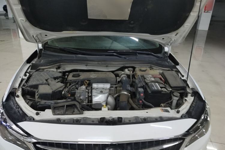 Used Buick GT 2021 1.3T Automatic Mild Hybrid Elite Version Engine Bay
