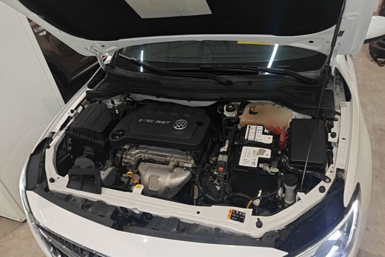 Used Buick GT 2021 Exemplar 1.5L Automatic Elite Version Engine Bay