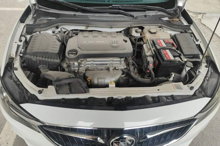 Used Buick GT 2021 Exemplar 1.5L Automatic Elite Version Engine Bay