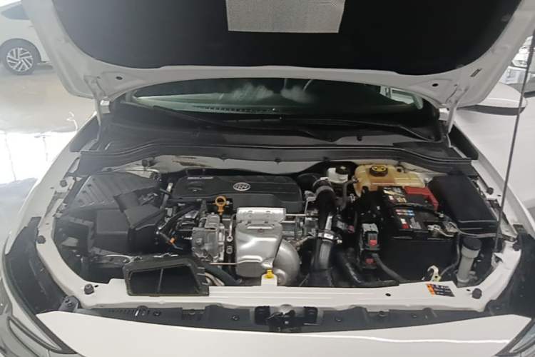 Used Buick GT 2021 1.3T Automatic Mild Hybrid Elite Version Engine Bay