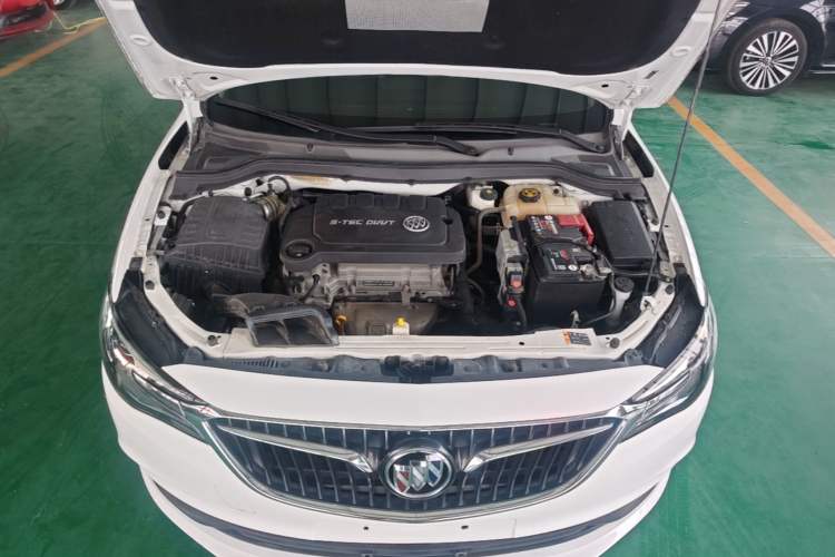 Used Buick GT 2021 Exemplar 1.5L Automatic Elite Version Engine Bay
