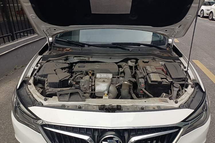 Used Buick GT 2021 1.3T Automatic Mild Hybrid Elite Version Engine Bay