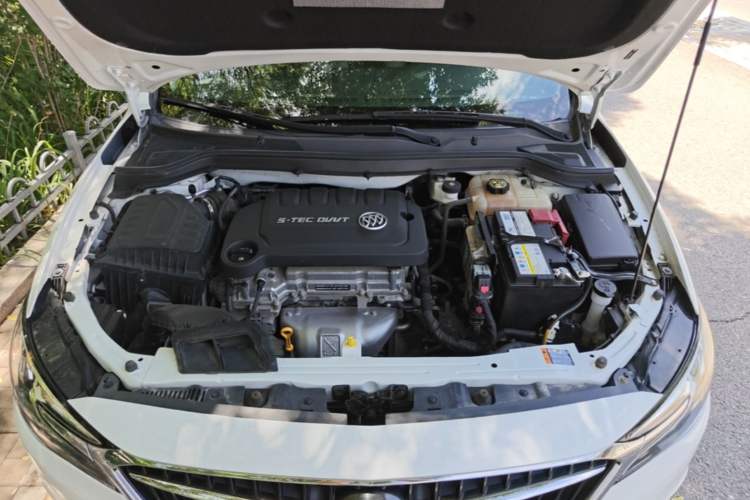 Used Buick GT 2021 Exemplar 1.5L Automatic Elite Version Engine Bay