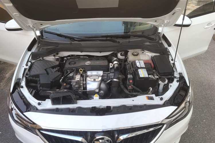 Used Buick GT 2021 Revised Version 1.3T Automatic Mild Hybrid Elite Edition Engine Bay