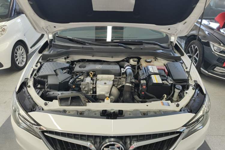 Used Buick GT 2021 Revised Version 1.3T Automatic Mild Hybrid Elite Edition Engine Bay