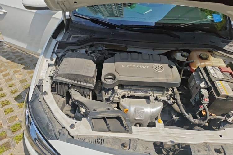 Used Buick GT 2021 Revised Version Flagship 1.5L Automatic Elite Edition Engine Bay Right
