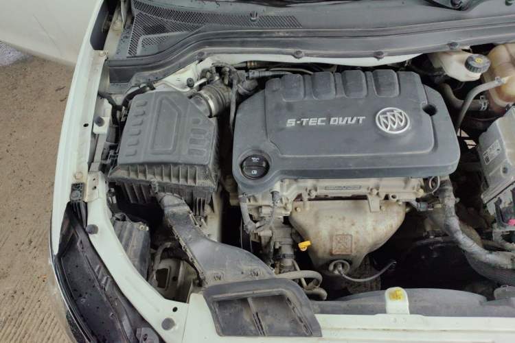 Used Buick GT 2021 Exemplar 1.5L Automatic Elite Version Engine Bay Right