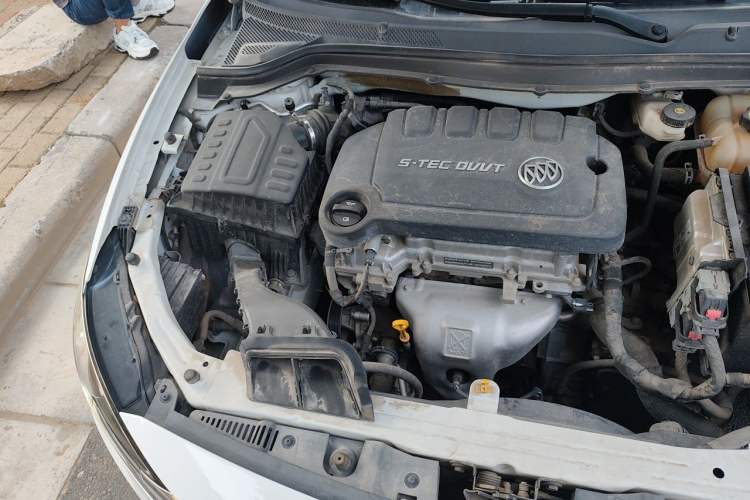 Used Buick GT 2021 Exemplar 1.5L Automatic Elite Version Engine Bay Right