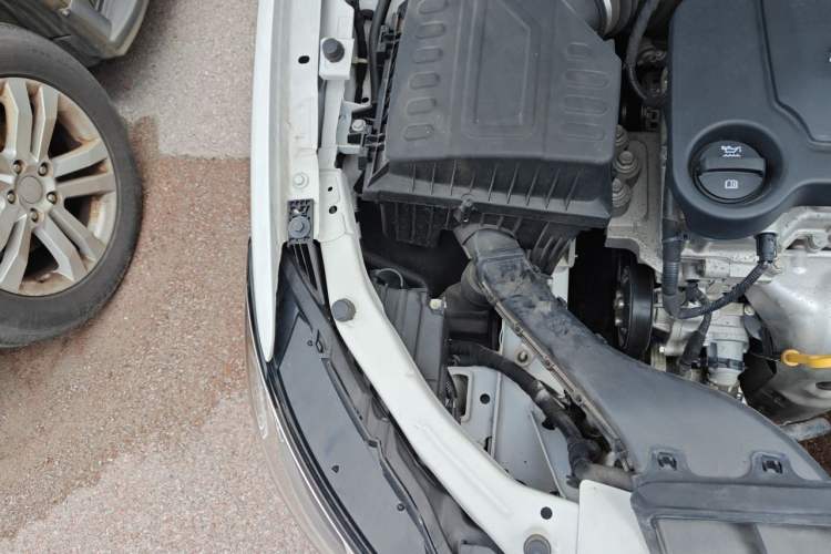 Used Buick GT 2021 Revised Version Flagship 1.5L Automatic Elite Edition Engine Bay Right