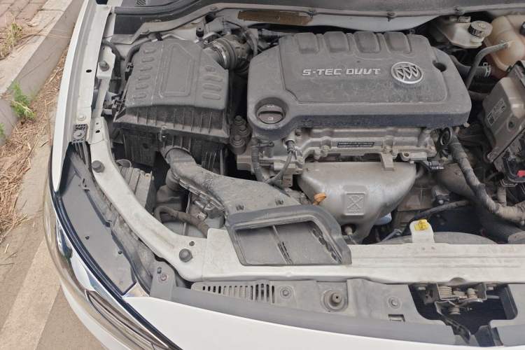 Used Buick GT 2021 Exemplar 1.5L Automatic Elite Version Engine Bay Right