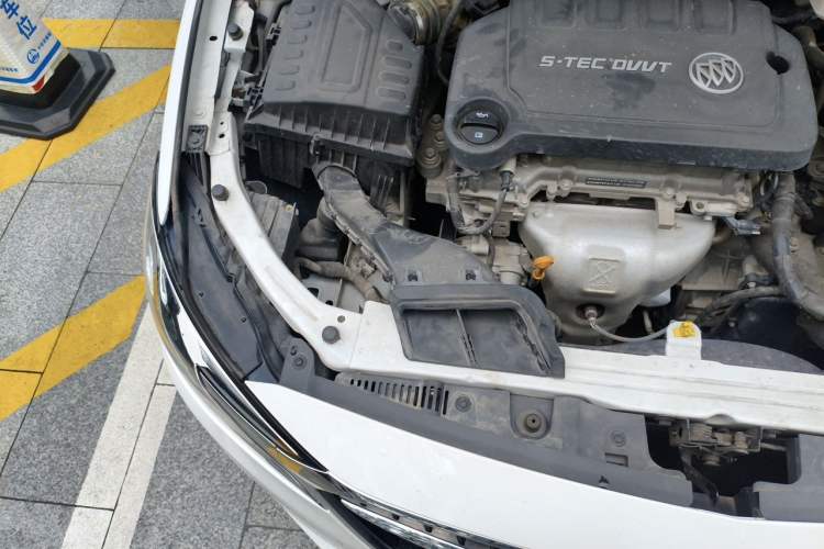 Used Buick GT 2021 Revised Version Flagship 1.5L Automatic Elite Edition Engine Bay Right