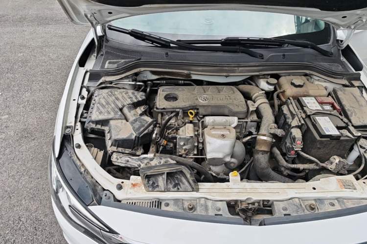 Used Buick GT 2021 1.3T Automatic Mild Hybrid Elite Version Engine Bay Right