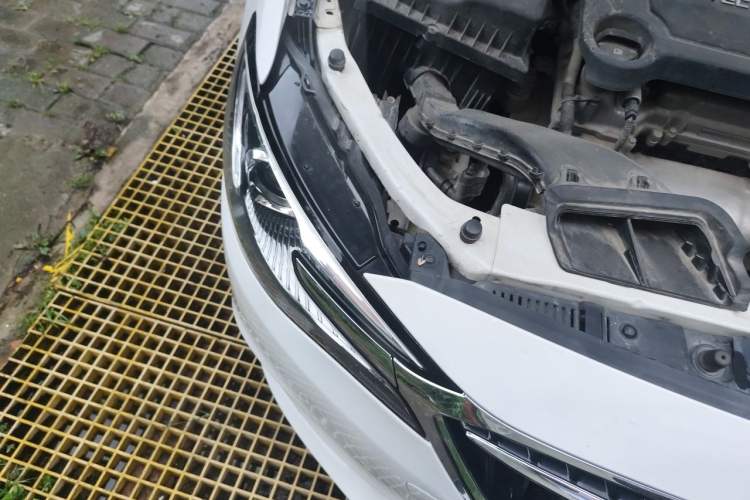 Used Buick GT 2021 Exemplar 1.5L Automatic Entry-Level Trim Engine Bay Right