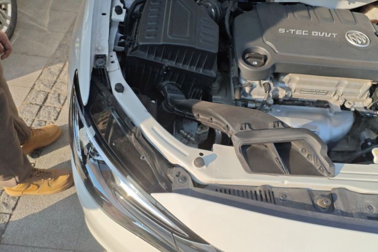 Used Buick GT 2021 Revised Version Flagship 1.5L Automatic Elite Edition Engine Bay Right