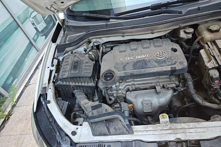 Used Buick GT 2021 Exemplar 1.5L Automatic Elite Version Engine Bay Right