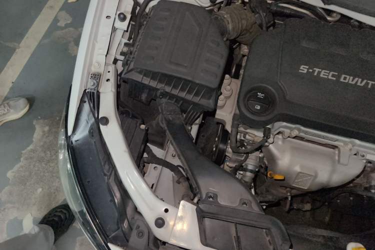Used Buick GT 2021 Revised Version Flagship 1.5L Automatic Elite Edition Engine Bay Right