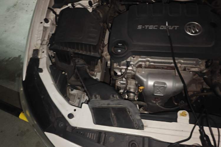 Used Buick GT 2021 Exemplar 1.5L Automatic Elite Version Engine Bay Right