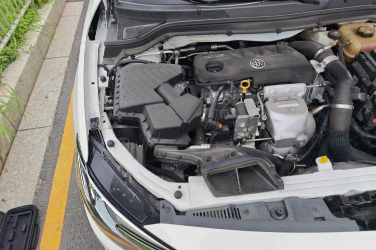 Used Buick GT 2021 Revised Version 1.3T Automatic Mild Hybrid Elite Edition Engine Bay Right