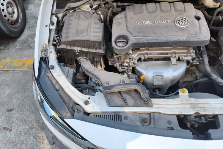 Used Buick GT 2021 Revised Version Flagship 1.5L Automatic Elite Edition Engine Bay Right