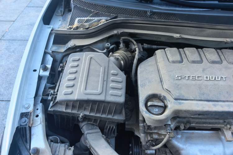 Used Buick GT 2021 Exemplar 1.5L Automatic Elite Version Engine Bay Right