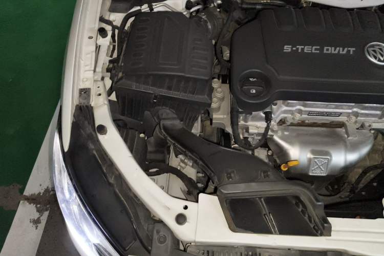 Used Buick GT 2021 Revised Version Flagship 1.5L Automatic Elite Edition Engine Bay Right