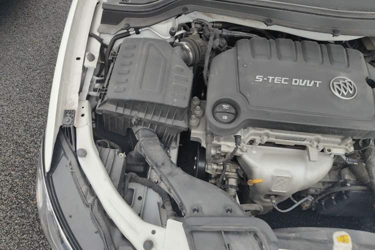 Used Buick GT 2021 Exemplar 1.5L Automatic Elite Version Engine Bay Right