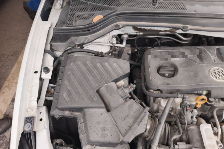 Used Buick GT 2021 1.3T Automatic Mild Hybrid Elite Version Engine Bay Right