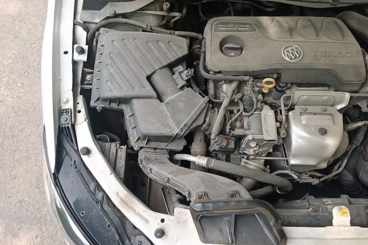 Used Buick GT 2021 Revised Version 1.3T Automatic Mild Hybrid Elite Edition Engine Bay Right