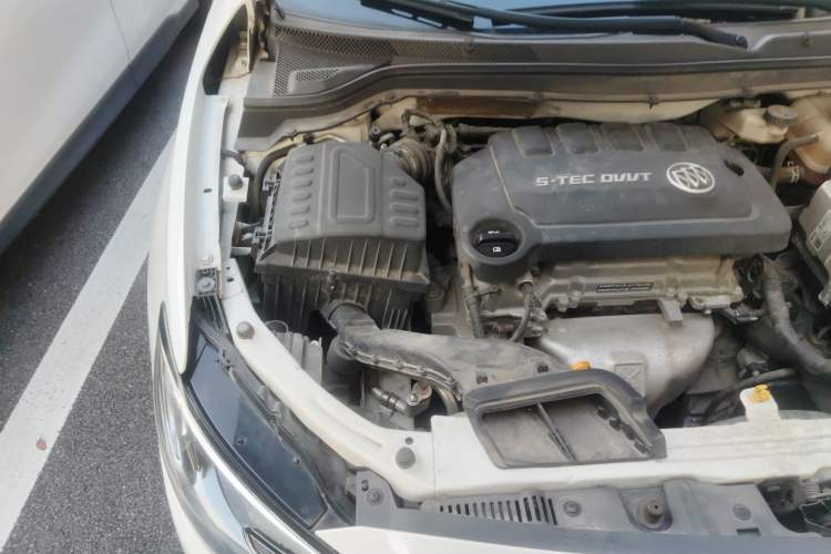 Used Buick GT 2021 Exemplar 1.5L Automatic Elite Version Engine Bay Right