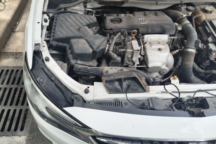Used Buick GT 2021 1.3T Automatic Mild Hybrid Elite Version Engine Bay Right