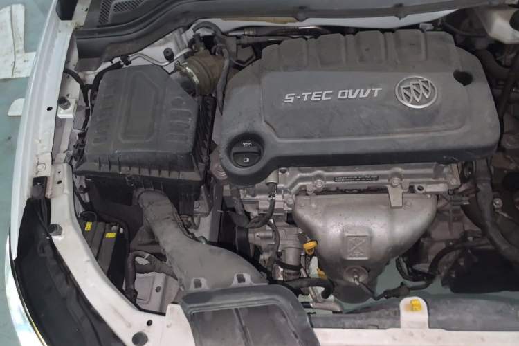 Used Buick GT 2021 Exemplar 1.5L Automatic Elite Version Engine Bay Right