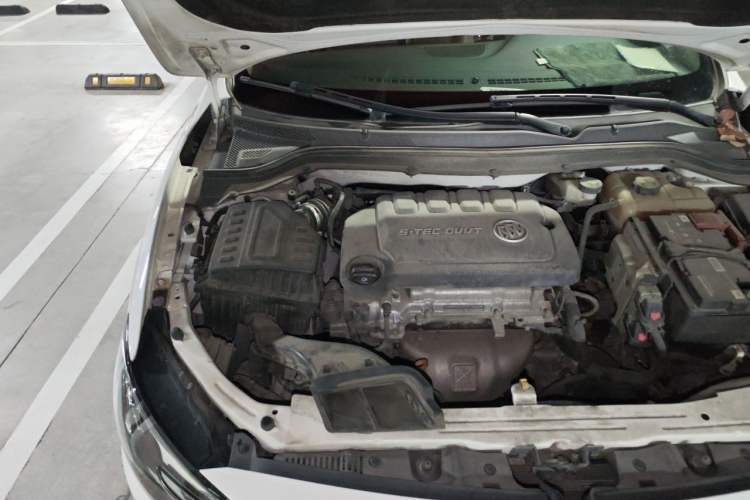 Used Buick GT 2021 Exemplar 1.5L Automatic Elite Version Engine Bay Right