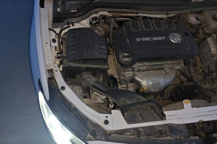 Used Buick GT 2021 Revised Version Flagship 1.5L Automatic Elite Edition Engine Bay Right