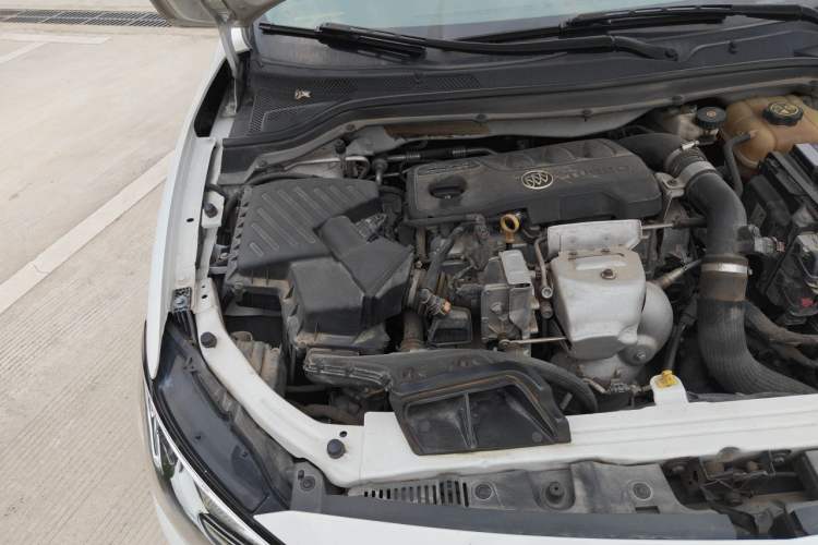 Used Buick GT 2021 Revised Version 1.3T Automatic Mild Hybrid Elite Edition Engine Bay Right