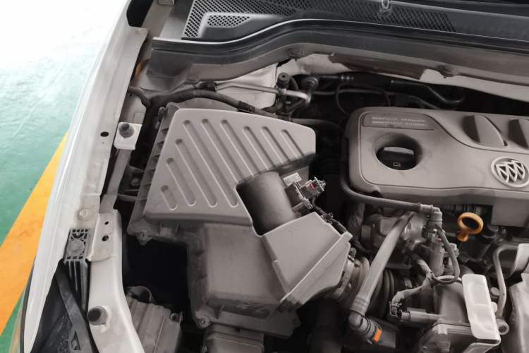 Used Buick GT 2021 Revised Version 1.3T Automatic Mild Hybrid Elite Edition Engine Bay Right