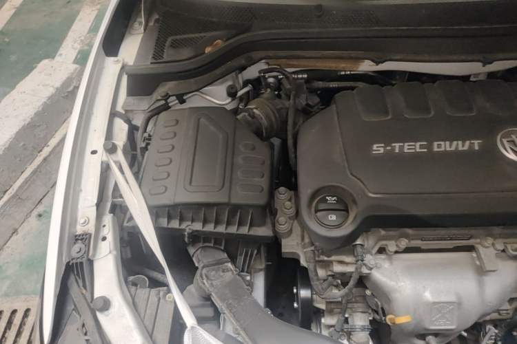 Used Buick GT 2021 Revised Version Flagship 1.5L Automatic Elite Edition Engine Bay Right