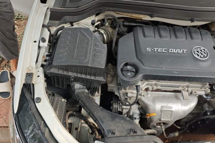 Used Buick GT 2021 Exemplar 1.5L Automatic Elite Version Engine Bay Right