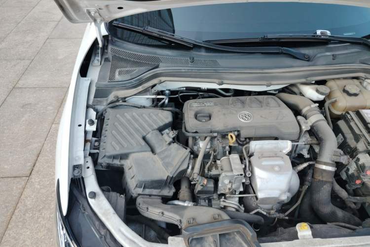 Used Buick GT 2021 Revised Version 1.3T Automatic Mild Hybrid Elite Edition Engine Bay Right