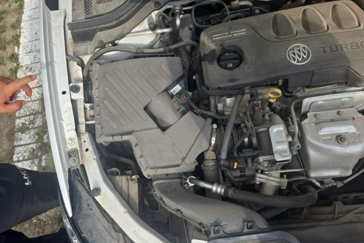 Used Buick GT 2021 Revised Version 1.3T Automatic Mild Hybrid Elite Edition Engine Bay Right