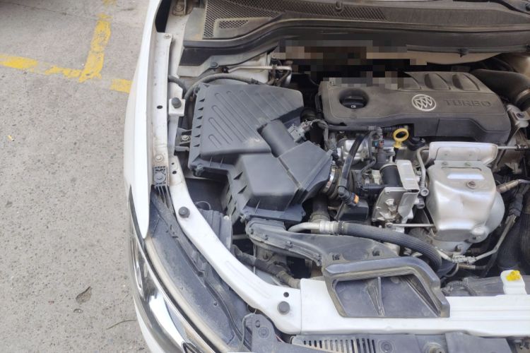 Used Buick GT 2021 1.3T Automatic Mild Hybrid Elite Version Engine Bay Right