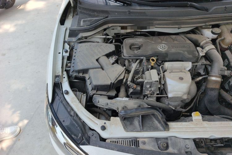 Used Buick GT 2021 Revised Version 1.3T Automatic Mild Hybrid Elite Edition Engine Bay Right