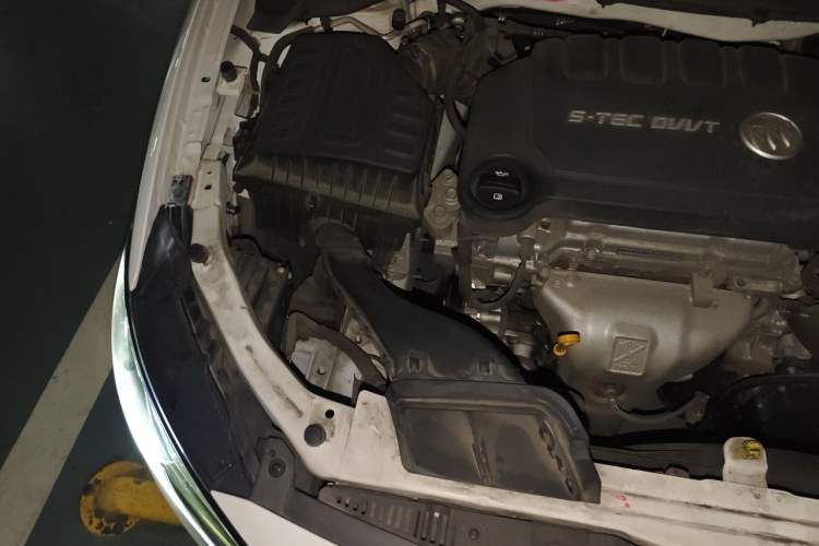 Used Buick GT 2021 Revised Version Flagship 1.5L Automatic Elite Edition Engine Bay Right