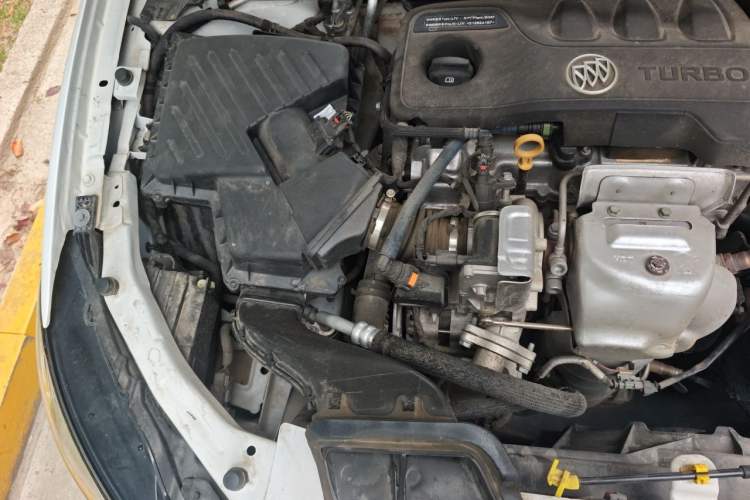 Used Buick GT 2021 Revised Version 1.3T Automatic Mild Hybrid Elite Edition Engine Bay Right