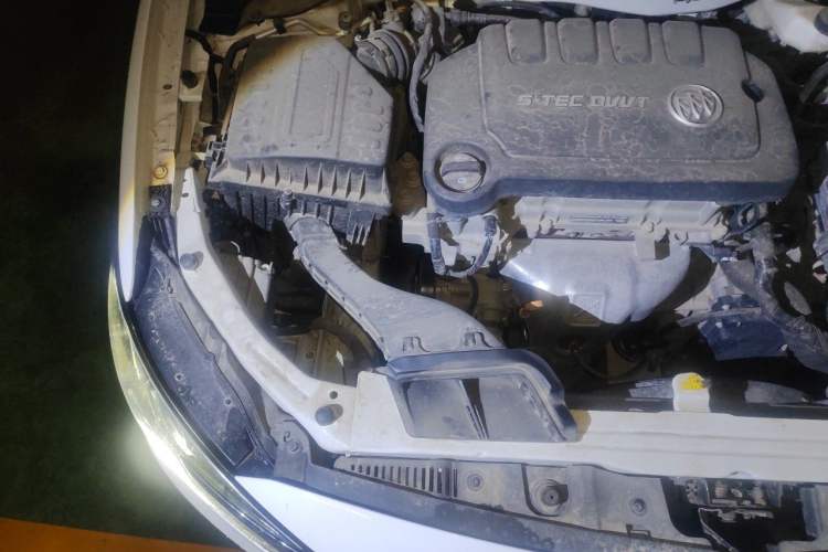 Used Buick GT 2021 Revised Version Flagship 1.5L Automatic Elite Edition Engine Bay Right