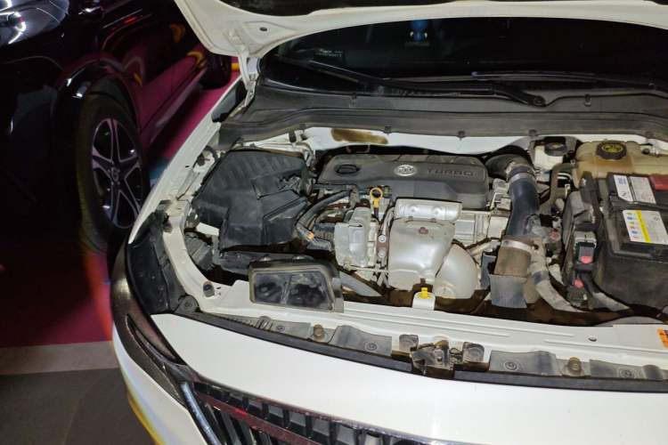 Used Buick GT 2021 1.3T Automatic Mild Hybrid Elite Version Engine Bay Right
