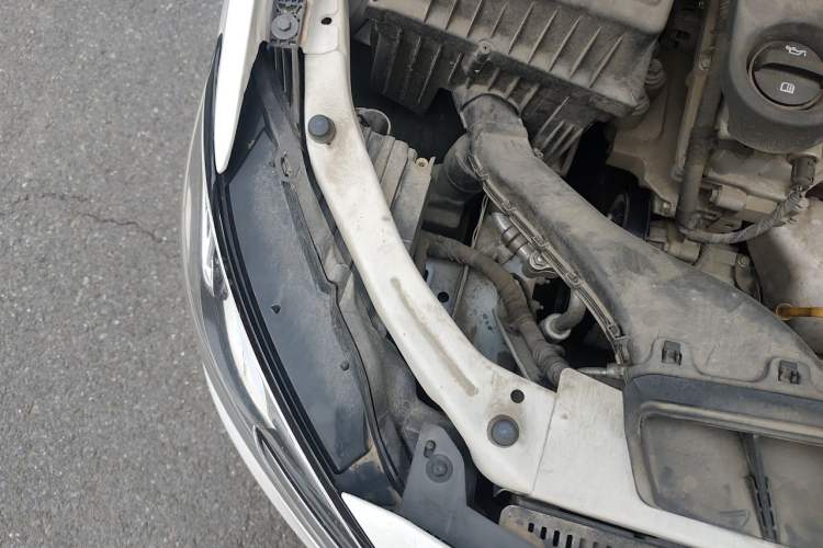 Used Buick GT 2021 Exemplar 1.5L Automatic Elite Version Engine Bay Right