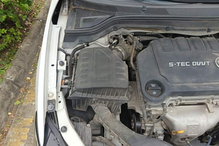 Used Buick GT 2021 Exemplar 1.5L Automatic Elite Version Engine Bay Right