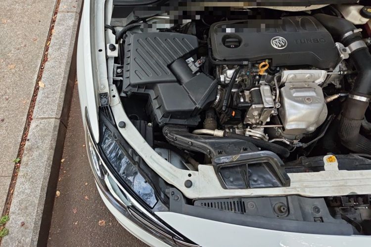 Used Buick GT 2021 1.3T Automatic Mild Hybrid Elite Version Engine Bay Right