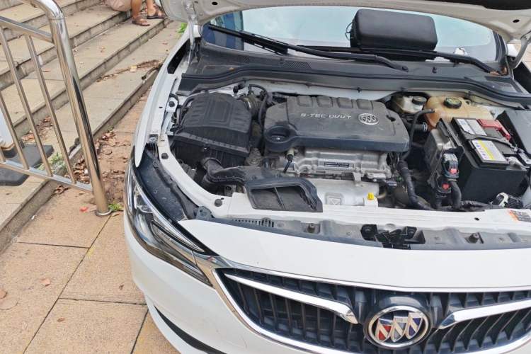 Used Buick GT 2021 Revised Version Flagship 1.5L Automatic Elite Edition Engine Bay Right